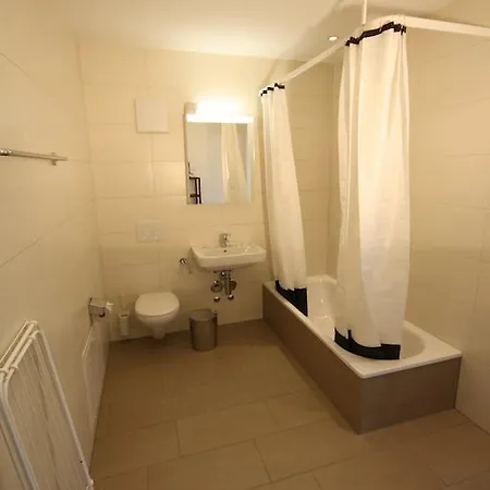 Apartment Hitrental Badenerstrasse
